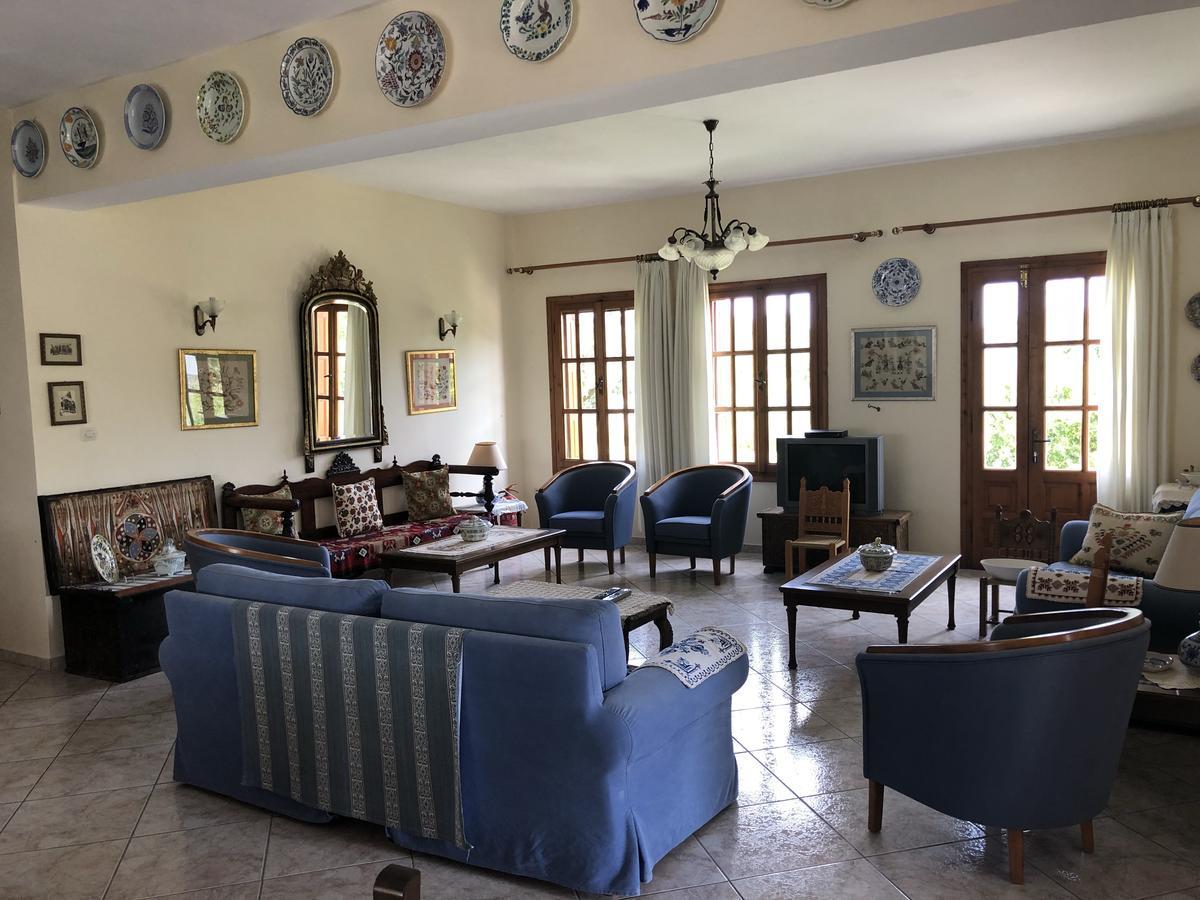 Deidamia Hotel Szkírosz Kültér fotó
