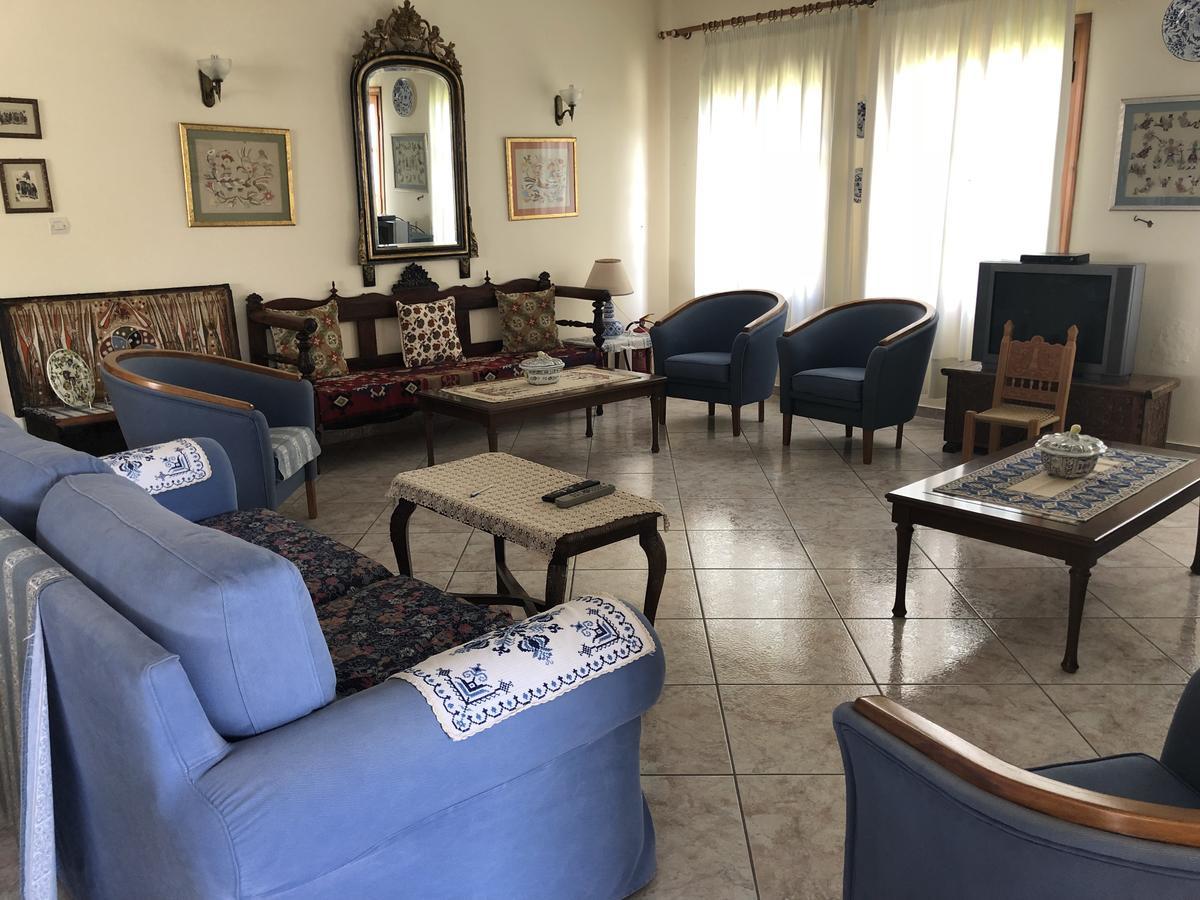 Deidamia Hotel Szkírosz Kültér fotó