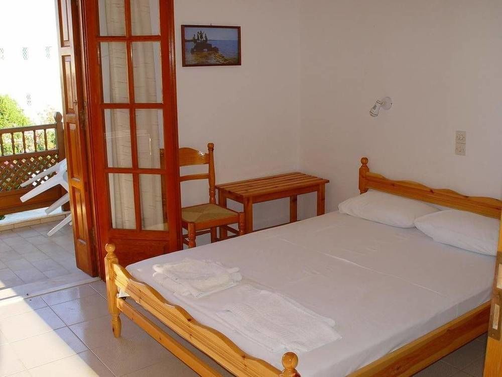 Deidamia Hotel Szkírosz Kültér fotó